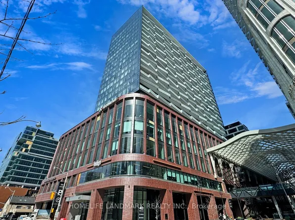 480 Front St W #2004, Toronto, ON M5V 0V5