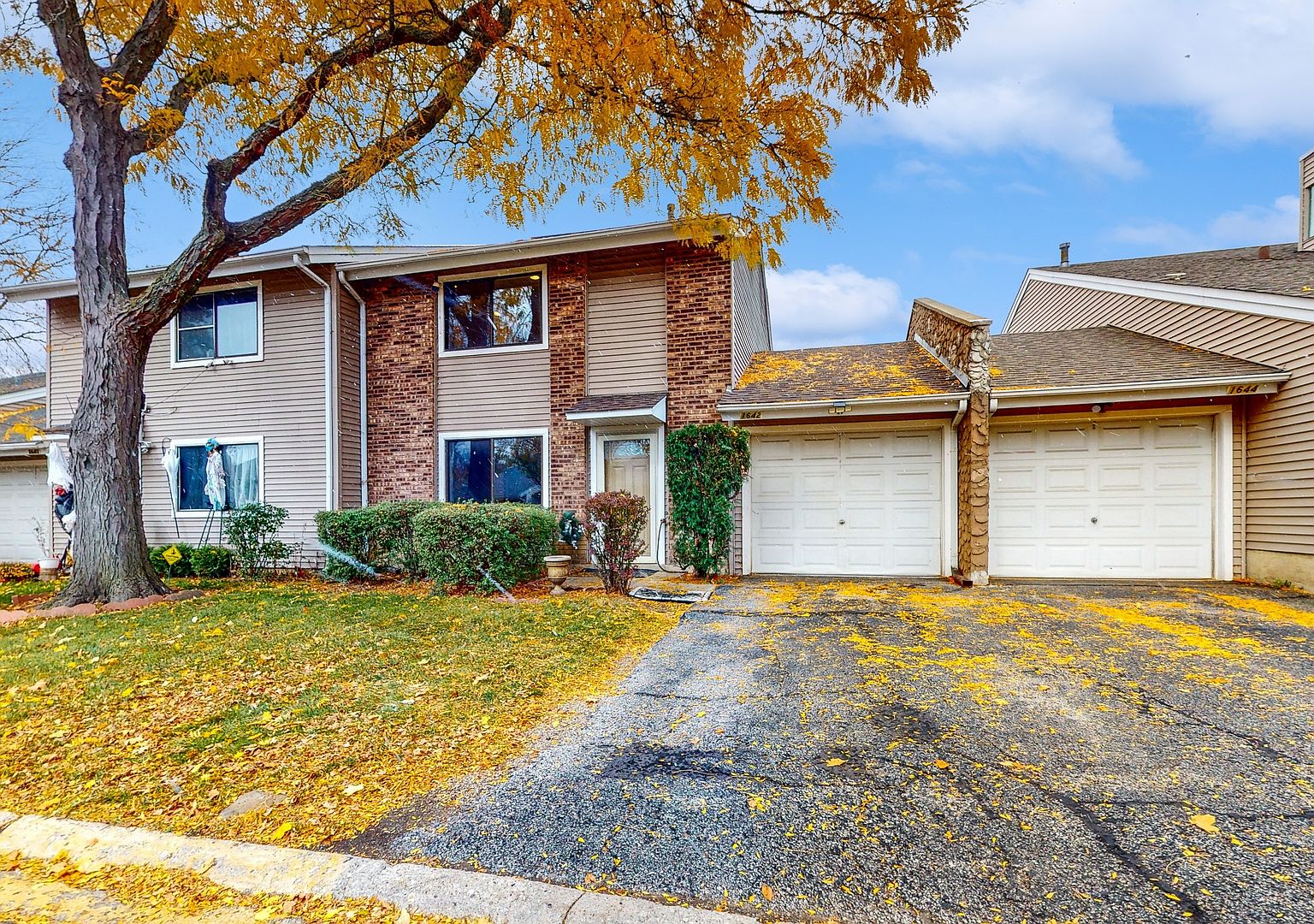 1642 E Rainbow Bay Ln, Palatine, IL 60074 MLS 11922043 Zillow