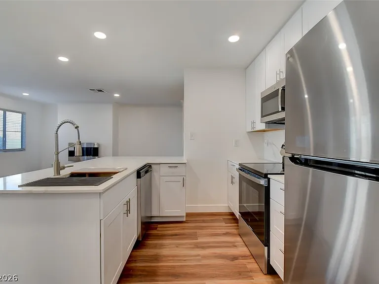 8600 W Charleston Blvd #1180 — Photo 8