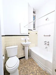 Rented by Manhattan Spaces