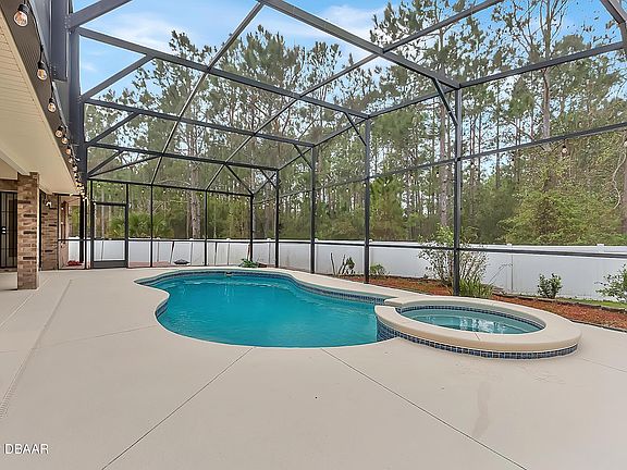 5th image of 212 Briarberry Ct