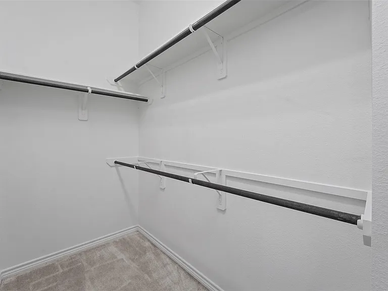 7203 Buckthorn Hollow Trl — Photo 16