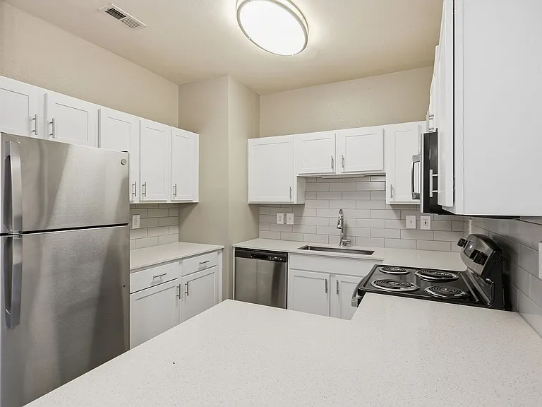 Avana 55Twelve — Photo 16