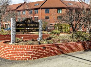 126 Merrimac St UNIT 19, Newburyport, MA 01950