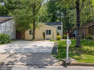 2231 Sanibel Dr, Reston, VA 20191