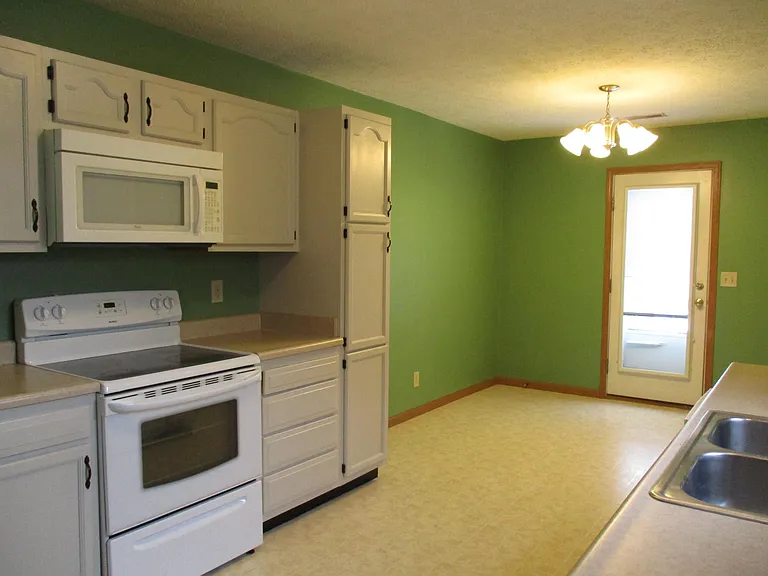 4022 Homerton St — Photo 4