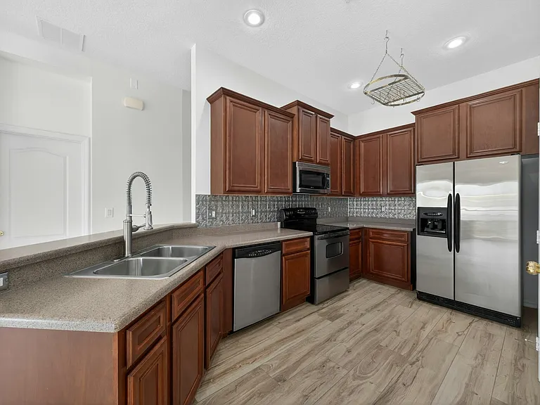 6602 S Goldenrod Rd — Photo 15