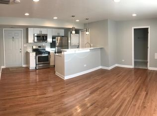 3627 W Oakdale Ave APT 1R, Chicago, IL 60618