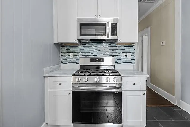 835 S Robertson Ave — Photo 19