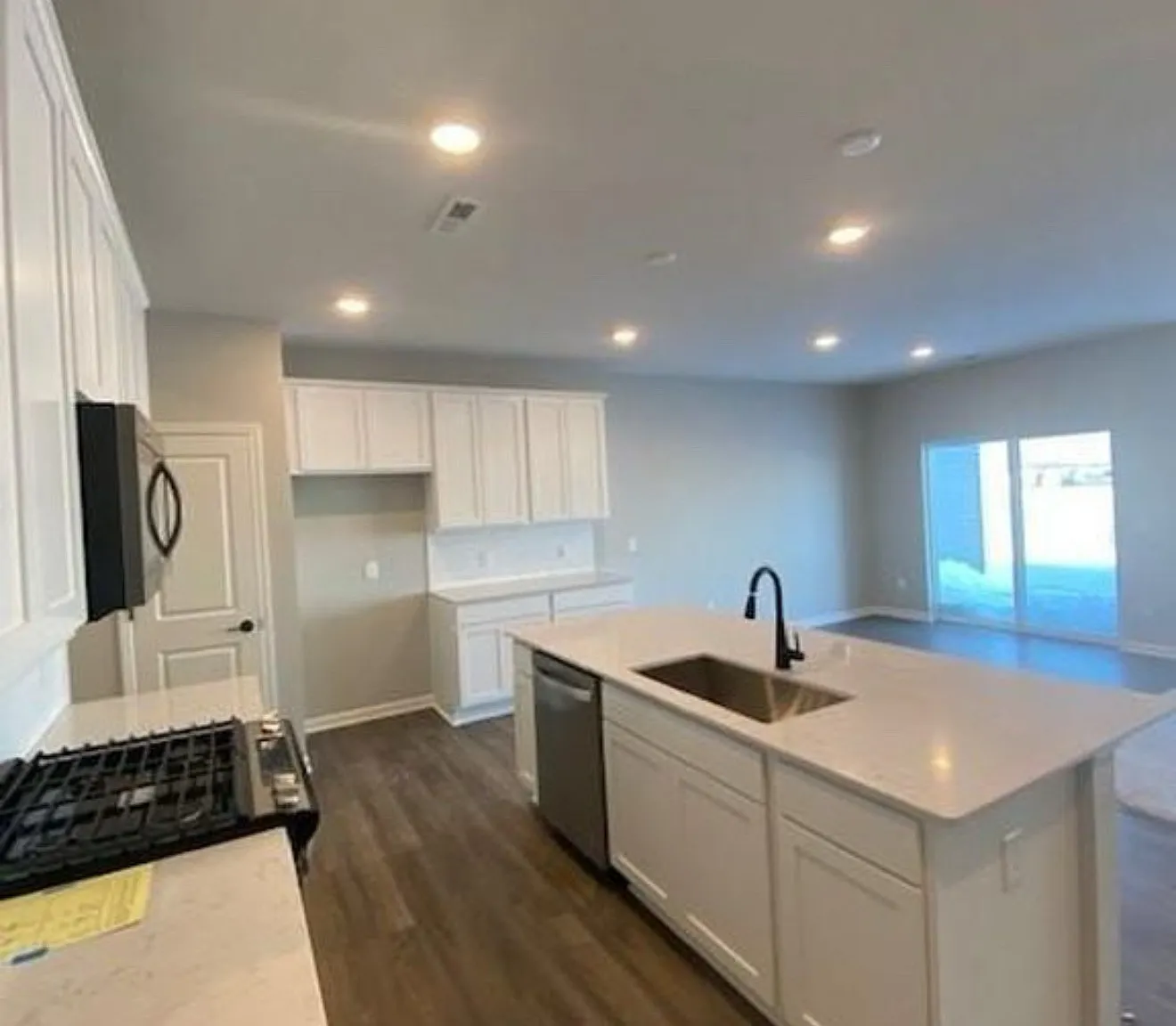 4810 Airlake Drive - 1 — Photo 3