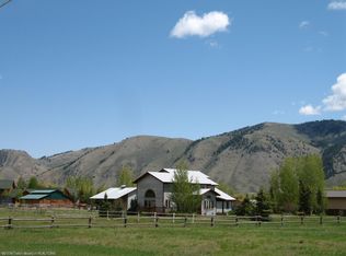 4025 Glory View Ln, Jackson, WY 83001