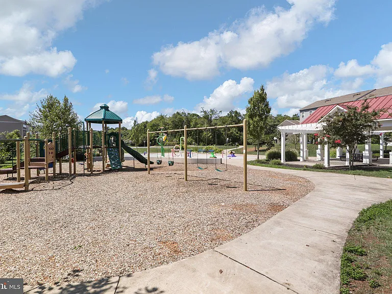 10739 Hinton Way — Photo 30