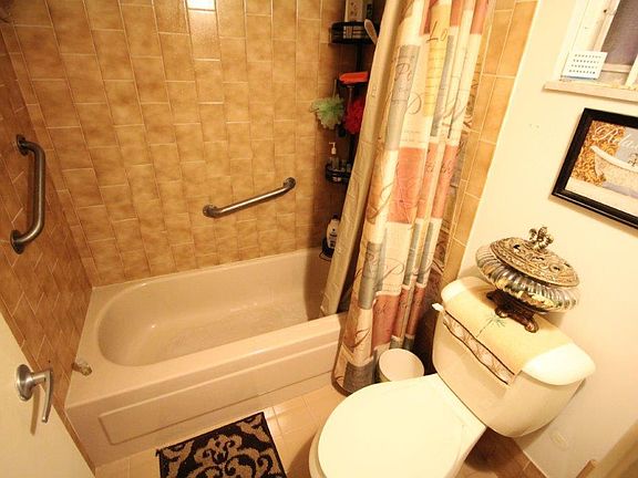 3rd image of 8801 W. Flagler St #200A