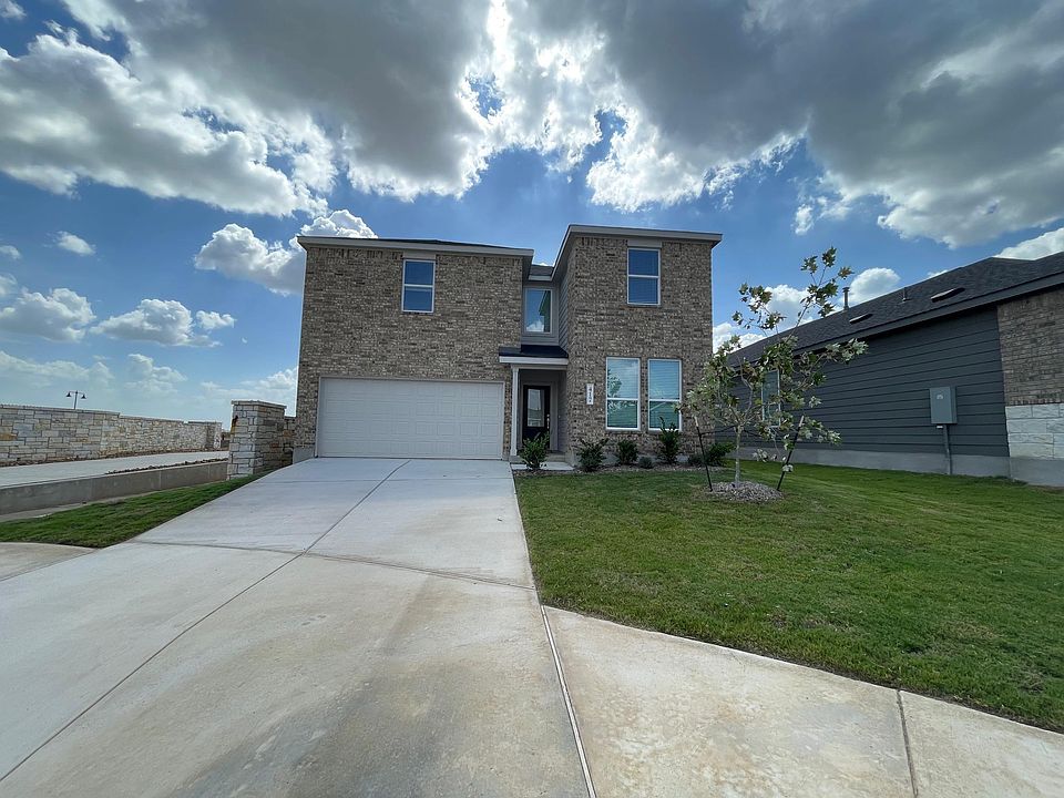 1st image of 417 Sormonne Loop