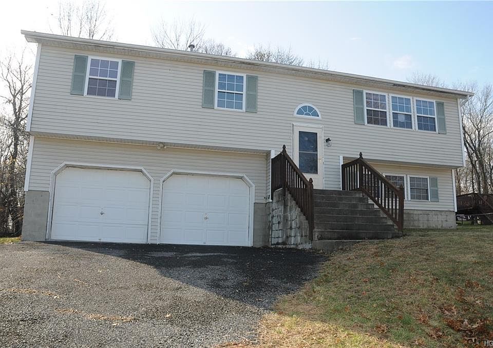 1st image of 42 Wavey Willow Ln