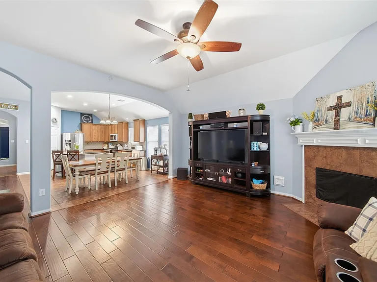 4910 Ivory Meadows Ln — Photo 13