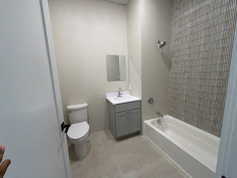 40 Lembeck Ave #104 — Photo 4