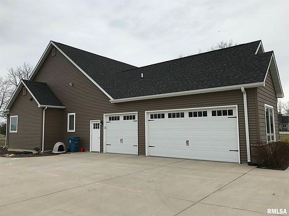 3rd image of 6712 Ryan Ct