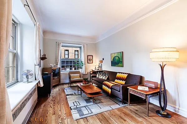 Sold by Dwell Residential Inc | media 1