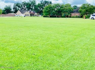 Circle Dr, Sunset, LA 70584