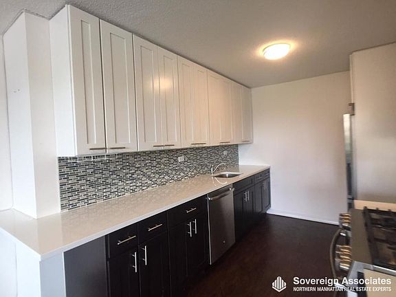 3rd image of 150 W 225th St APT 10A