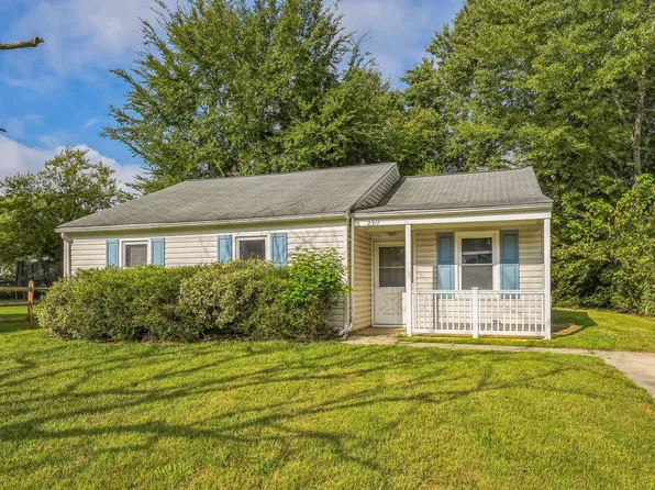 2317 Valery Ct, Waldorf, MD 20602
