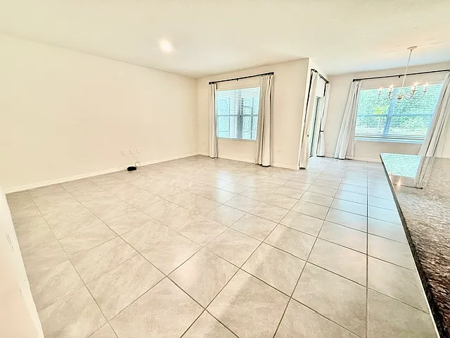 243 Meghan Cir — Photo 7