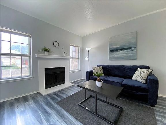 2nd image of 1700 Amelia Ct APT 225