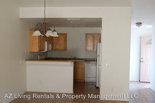 4th image of 1080 Rolling Hills Dr