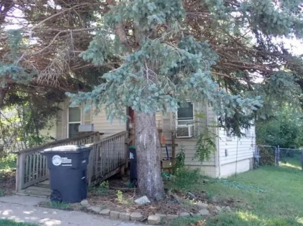 4493 H St, Omaha, NE 68107