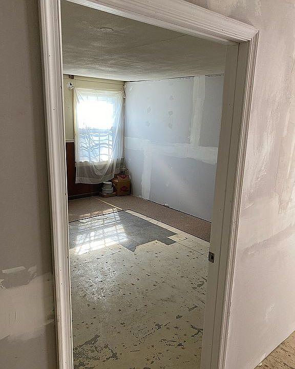 2nd image of 4801 Arcadia Rd