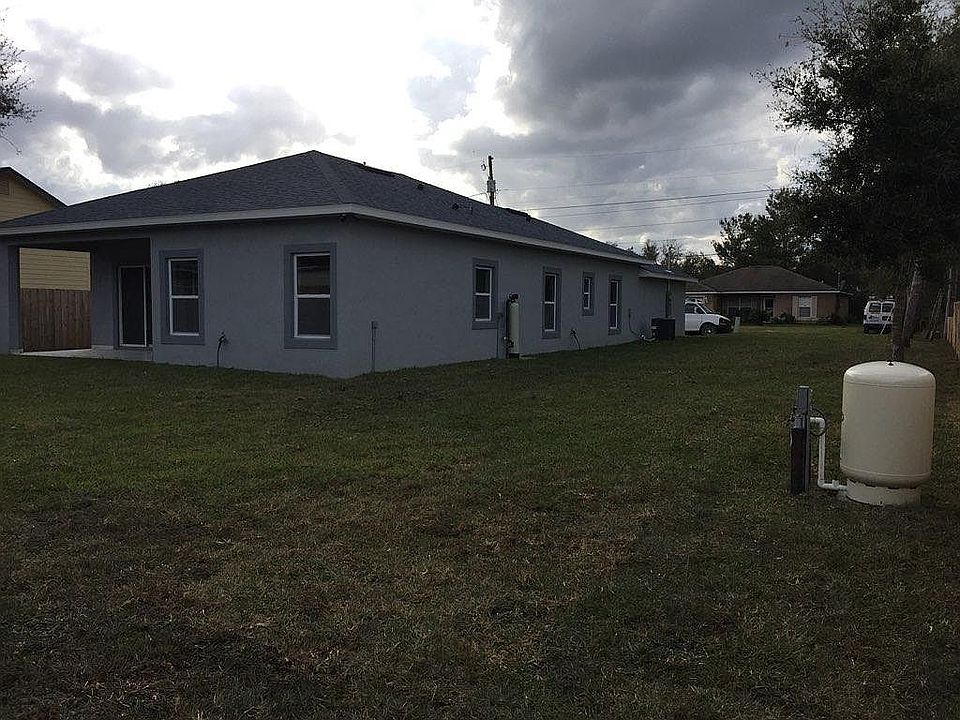 2nd image of 347 Redwood Ave
