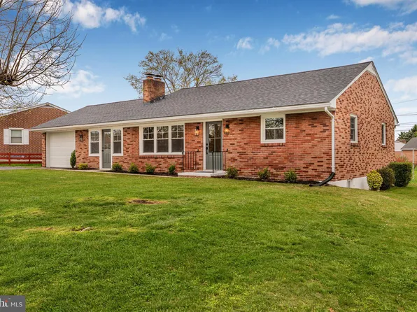 16128 Cloverton Ln, Williamsport, MD 21795