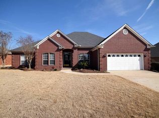 3080 Windsong Ln, Conway, AR 72034
