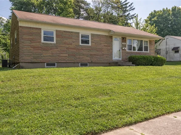 1312 Hemlock Dr, Fairborn, OH 45324