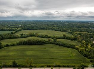 8277 Westbrook Rd, Brookville, OH 45309