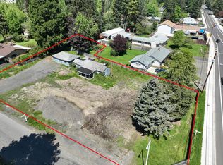 12145 SW James St, Tigard, OR 97223