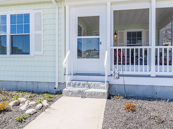 4th image of 180 Saco Avenue #49