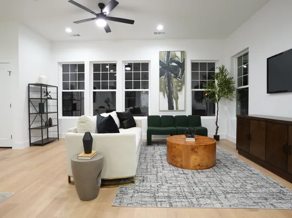 629 N Tyler St #105, Dallas, TX 75208