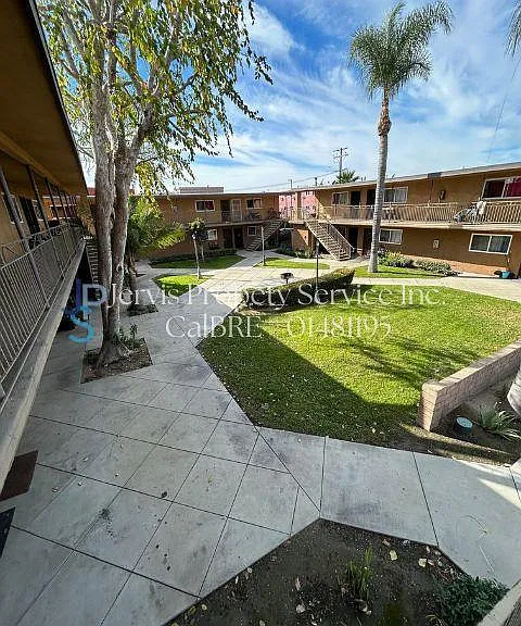 11926 Sproul St #4G — Photo 1