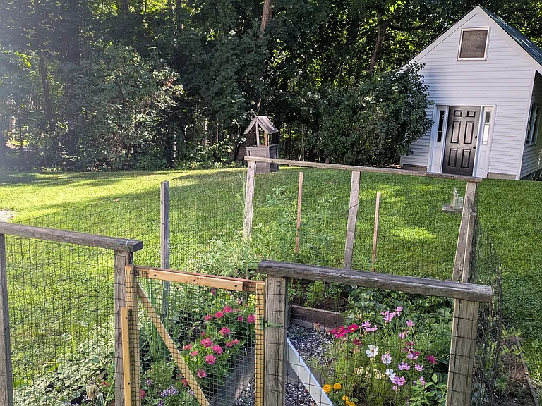 411 River Rd — Photo 30