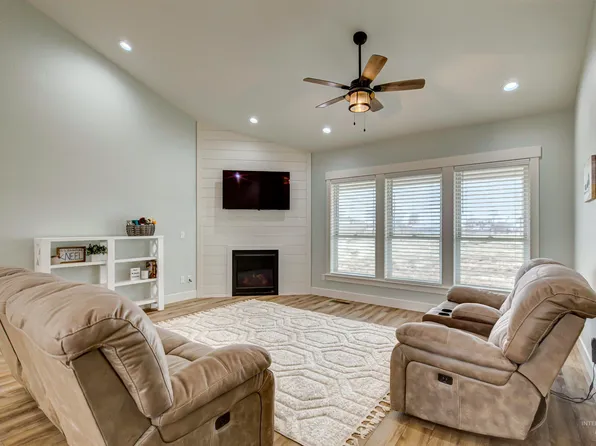 5552 E Tower Ln, Caldwell, ID 83607