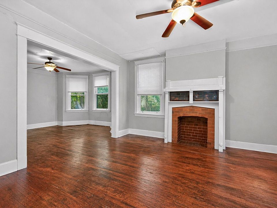 1st image of 635 Straight St #635S