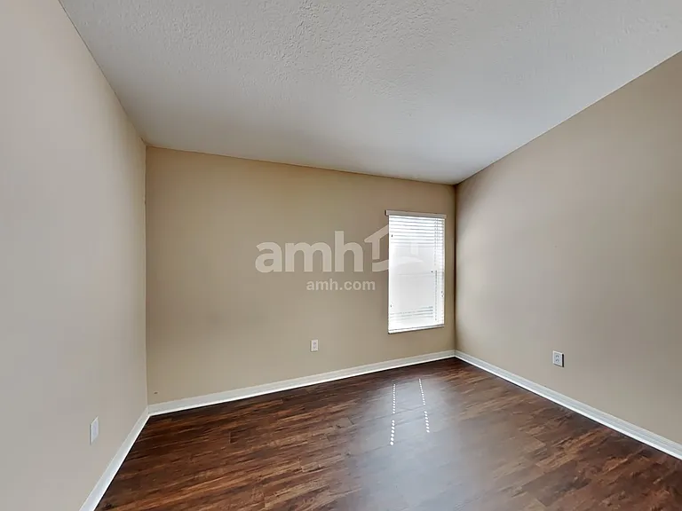 10047 Perthshire Cir — Photo 13