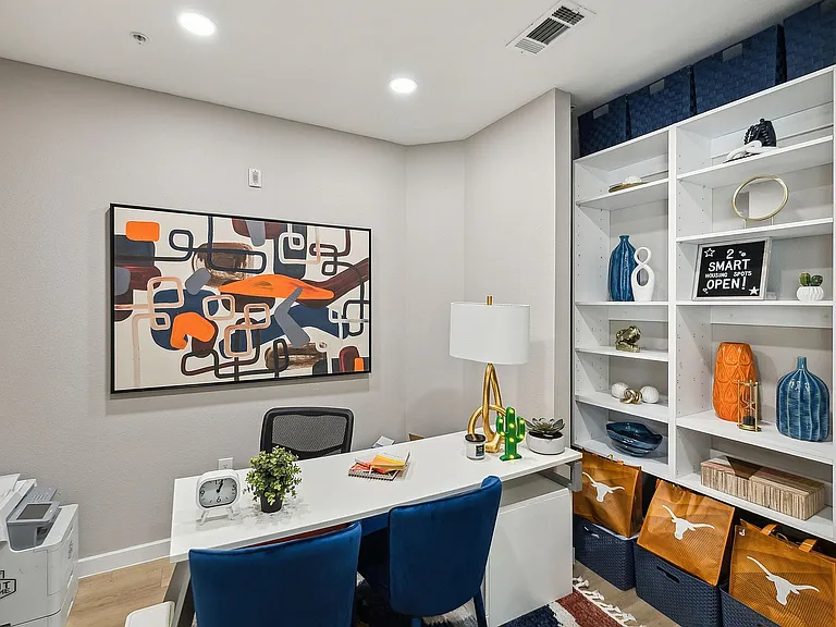 21-web-or-mls-1009 W 26th St - 021