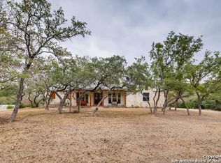 101 Covenant Trl, Helotes, TX 78023