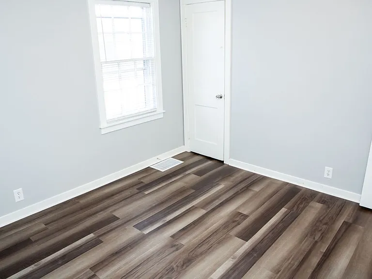409 S College Ave — Photo 20