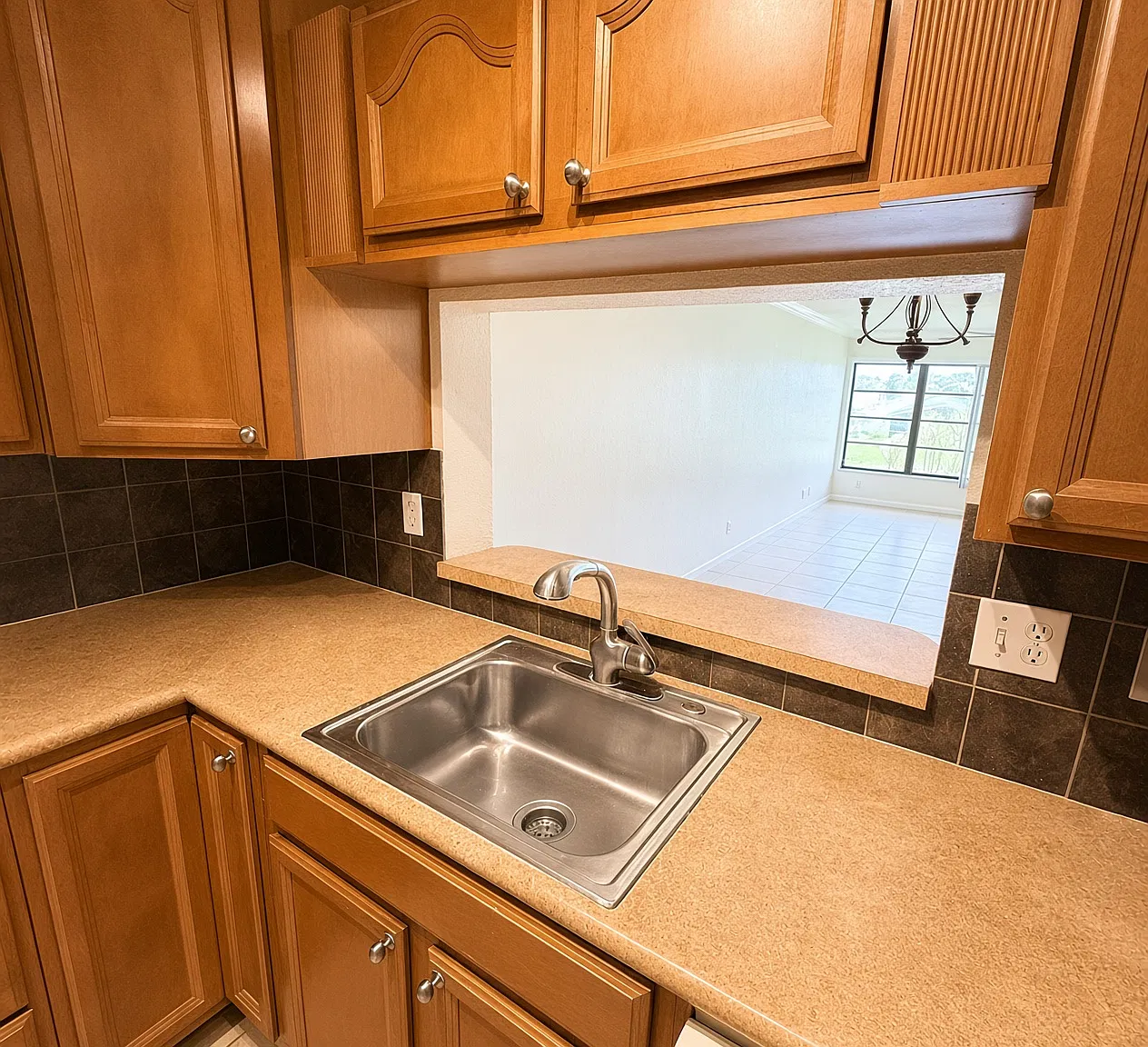 2 bed, 1064 sqft, $1,650 — Photo 4