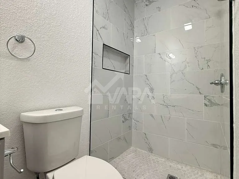 515 Blakeley Dr — Photo 12