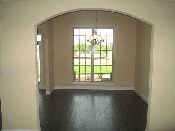 189 HERITAGE CIRCLE W